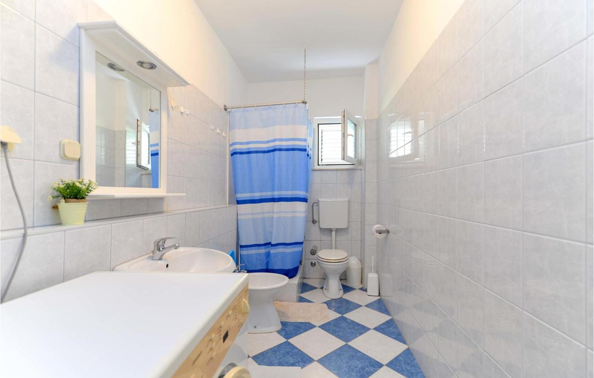 1 Bedroom Nice Apartment In ซาดาร์ ภายนอก รูปภาพ